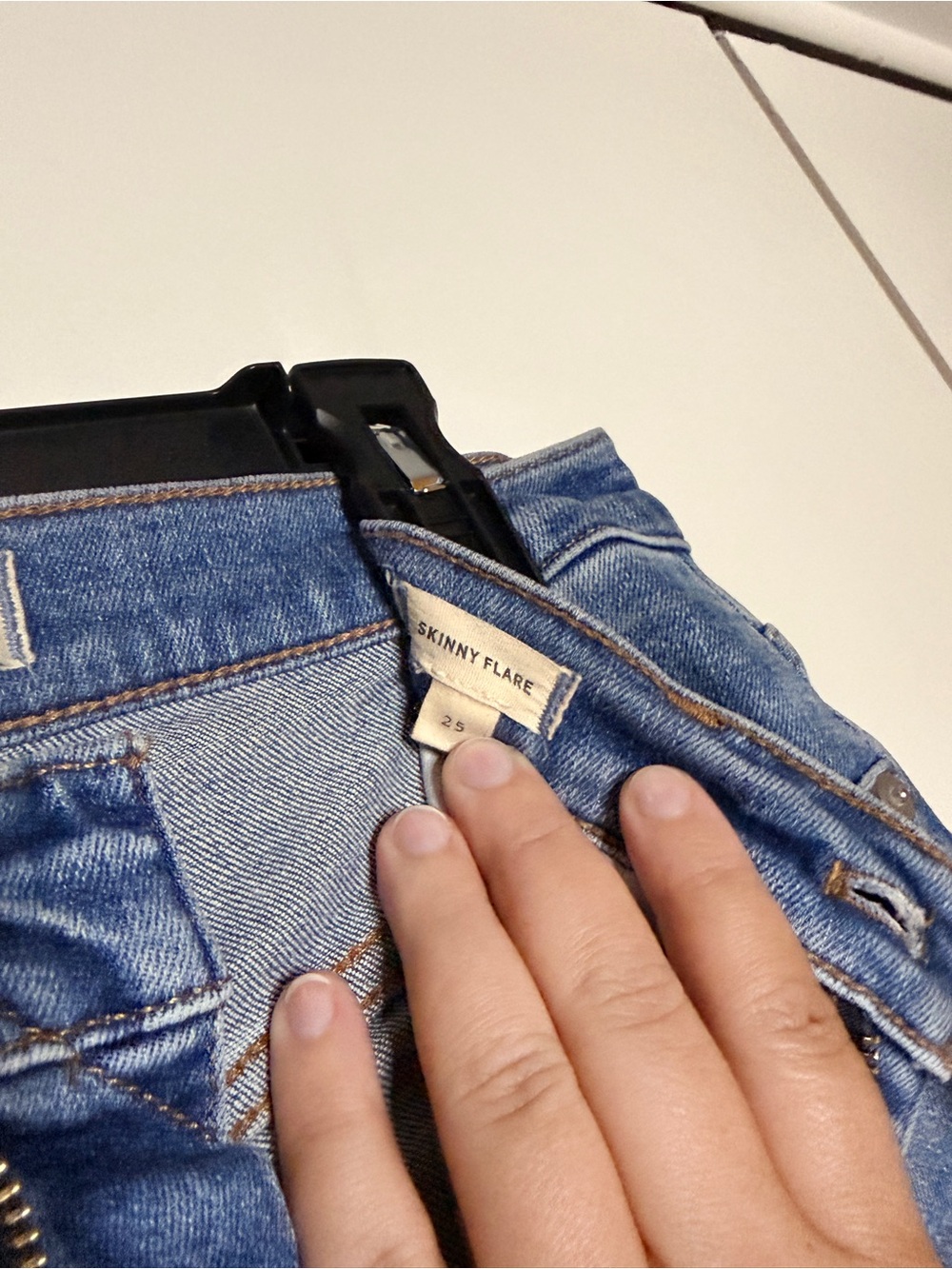 Madewell Skinny Flare Jeans in Fairson Wash - Picture 3 of 5